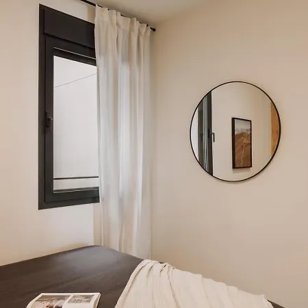 דירה Aneto - 3 Bedrooms In Eixample Esquerra